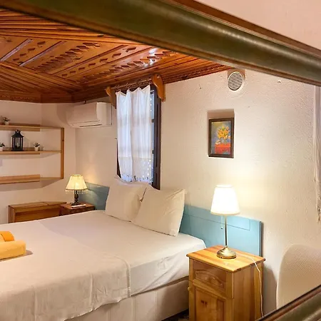 Liya Boutique & 아키아카