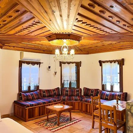 아파트 Liya Boutique & *