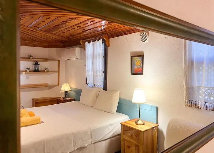 Liya Boutique & アクヤカ