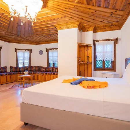 Liya Boutique & 阿奇亚卡